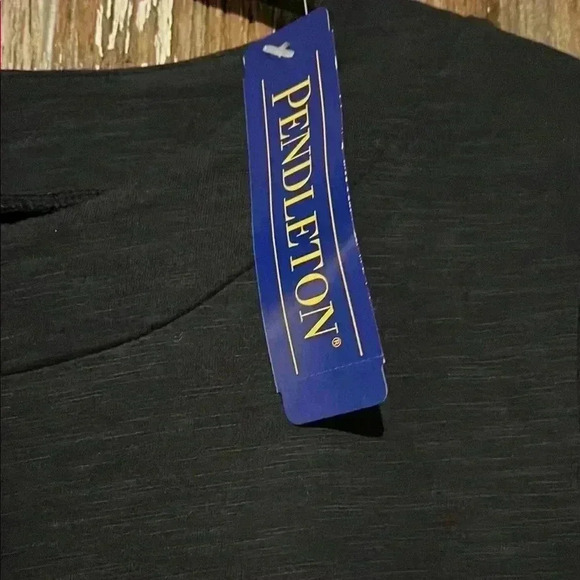 NWT PENDLETON WOMEN’S Shirt-  size medium - Picture 2 of 4